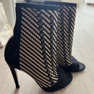 Gianvito Rossi shoes size 7